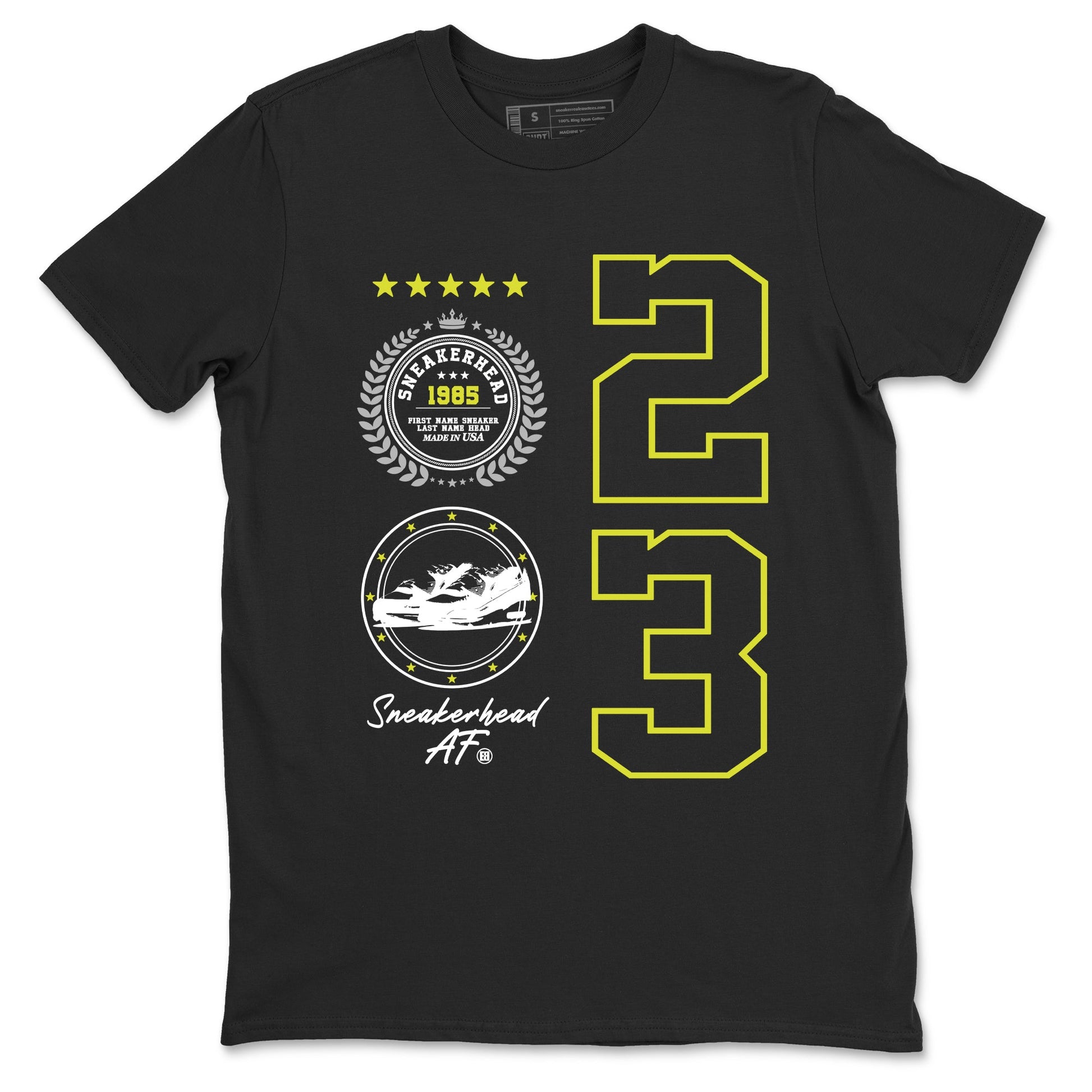 Sneaker Emblem sneaker match t-shirt styled to complete your fit with the Air Max 90 Cyber sneakers, shown in Black 2.