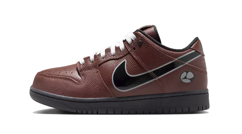Nike SB Dunk Low 'Football' | Sneaker Matching Shirts | SNRT Sneaker ...