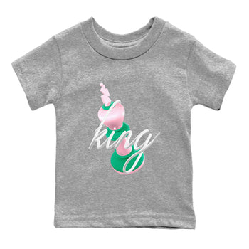 Dunk Low Medium Soft Pink Malachite shirt to match jordans 3D King sneaker tees Dunk Retro SE Medium Soft Pink Malachite SNRT sneaker release tees baby toddler Heather Grey 2 cotton Shirt