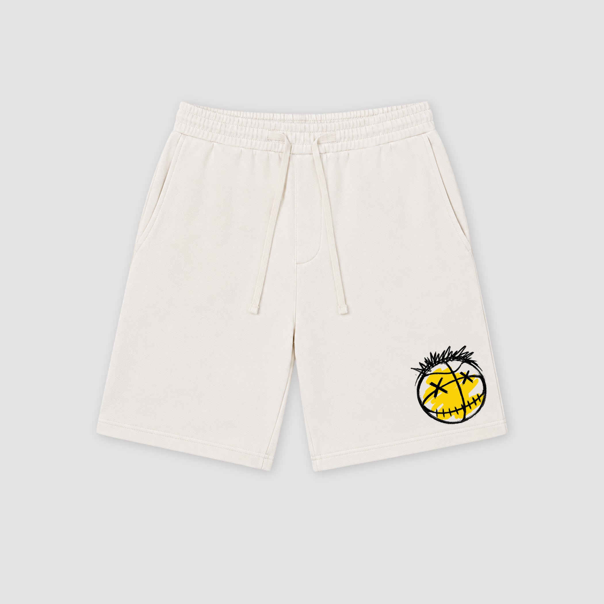 The Ball Misfit graphic fleece shorts deliver a relaxed streetwear look with premium fleece comfort and bold graphic details, designed to match the Air Jordan 4 Tour Yellow and complete your sneaker rotation.