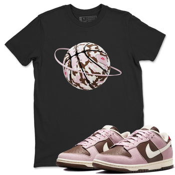 Dunk Cacao Wow And Pink Foam shirts to match jordans Camo Basketball Planet sneaker match tees Dunk Cacao Wow And Pink Foam SNRT Sneaker Tees streetwear brand Black 1 unisex cotton tee
