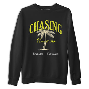 Chasing Dreams sneaker match t-shirt styled to complete your fit with the Air Max 90 Cyber sneakers, shown in Black 2.