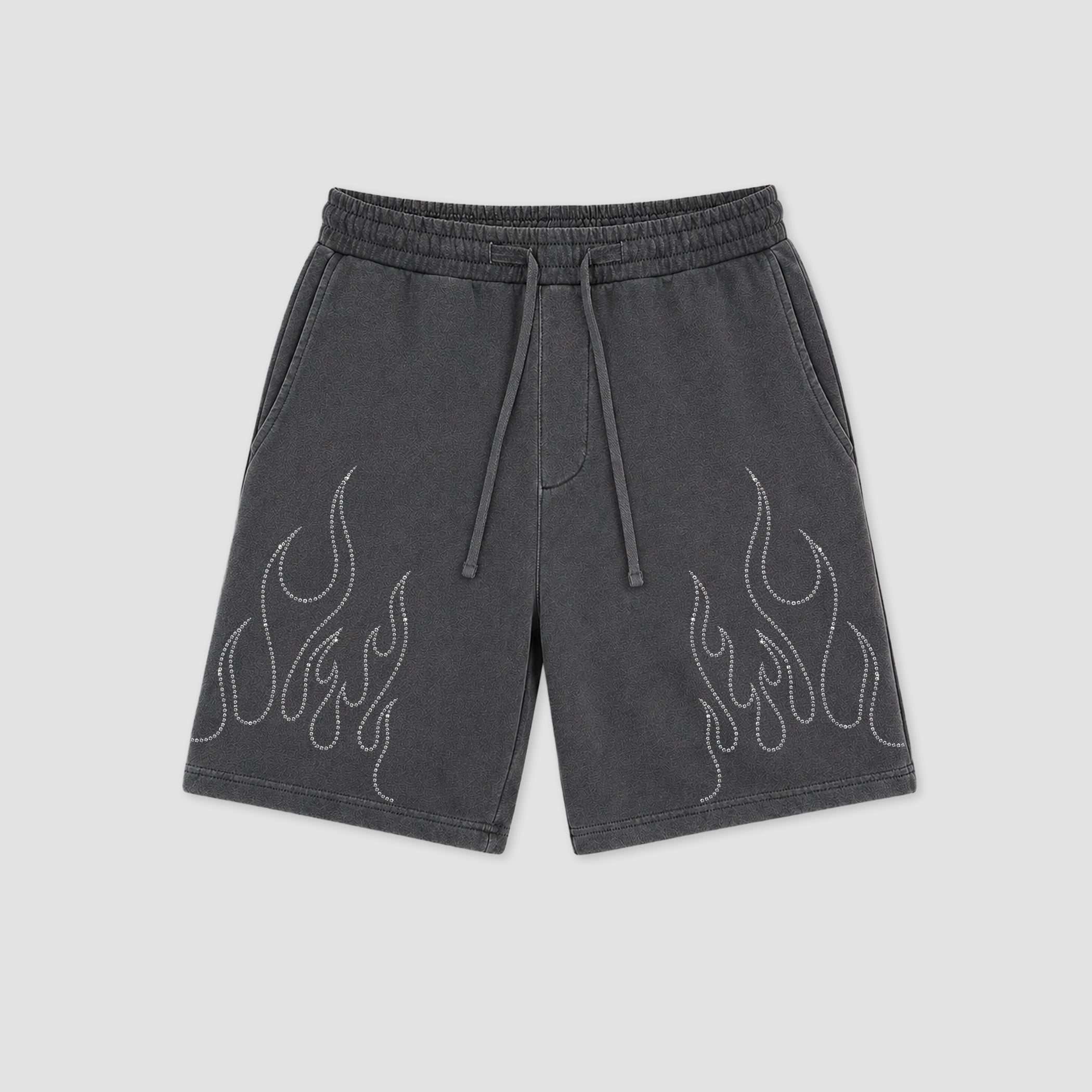 The Crystal Flame graphic fleece shorts deliver a relaxed streetwear look with premium fleece comfort and bold graphic details, designed to match the Air Max 90 Trophies and complete your sneaker rotation.