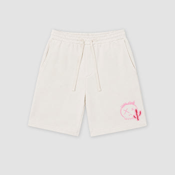 The Desert Misfit graphic fleece shorts deliver a relaxed streetwear look with premium fleece comfort and bold graphic details, designed to match the Air Jordan 1 Travis Scott Tropical Pink and complete your sneaker rotation.