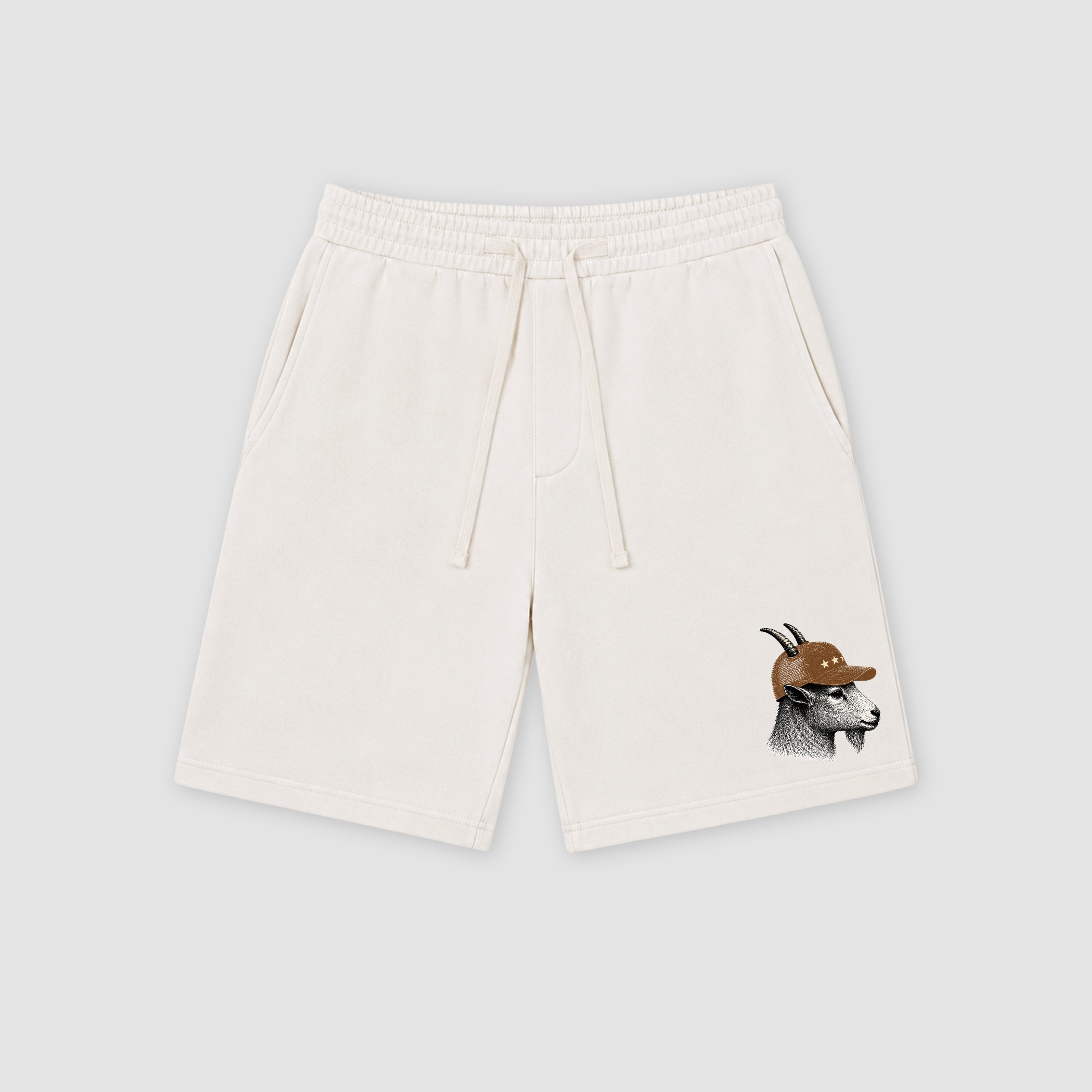 The Heritage Goat Face graphic fleece shorts deliver a relaxed streetwear look with premium fleece comfort and bold graphic details, designed to match the Air Jordan 1 Love Letter and complete your sneaker rotation.