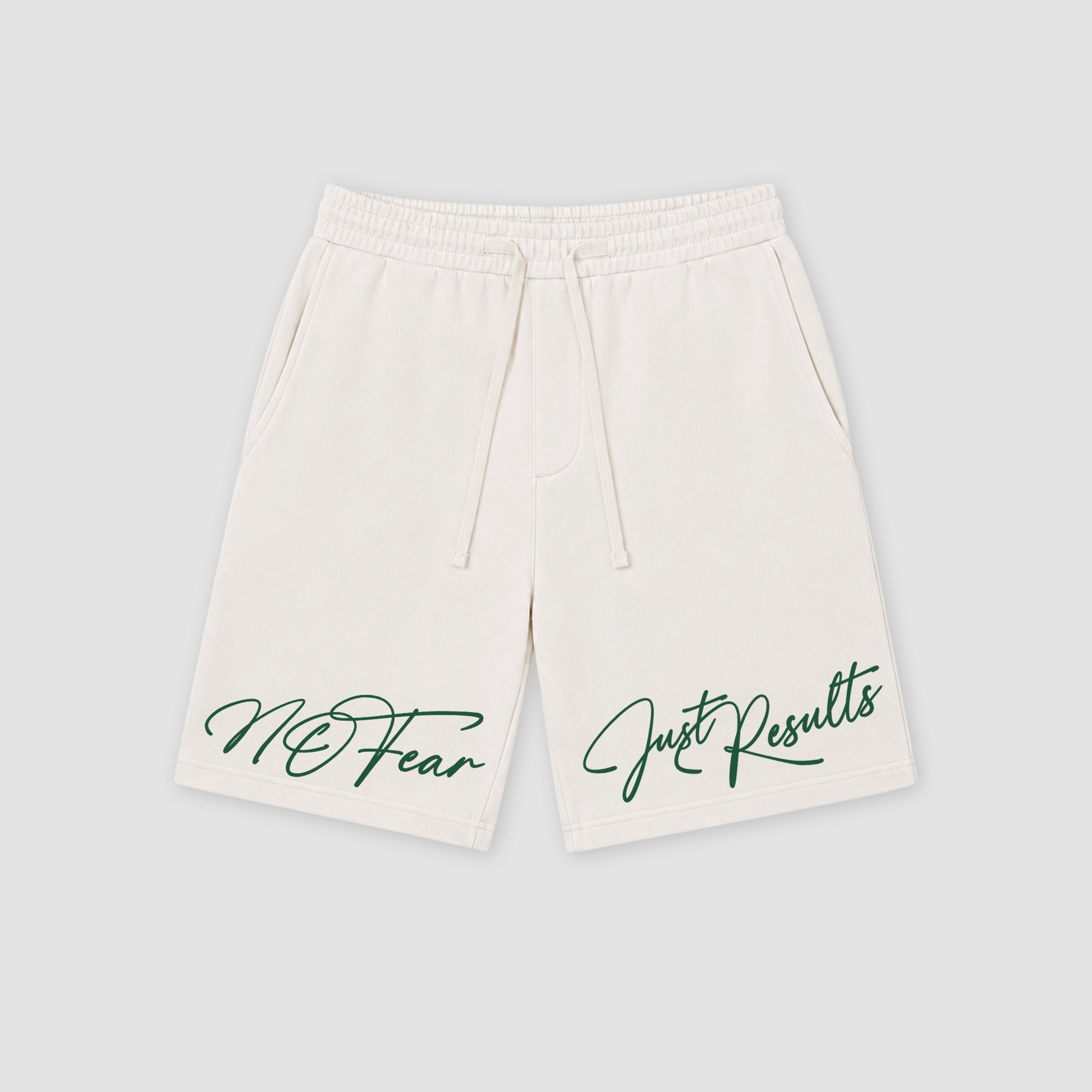 The No Fear graphic fleece shorts deliver a relaxed streetwear look with premium fleece comfort and bold graphic details, designed to match the Air Jordan 12 Summit Green and complete your sneaker rotation.