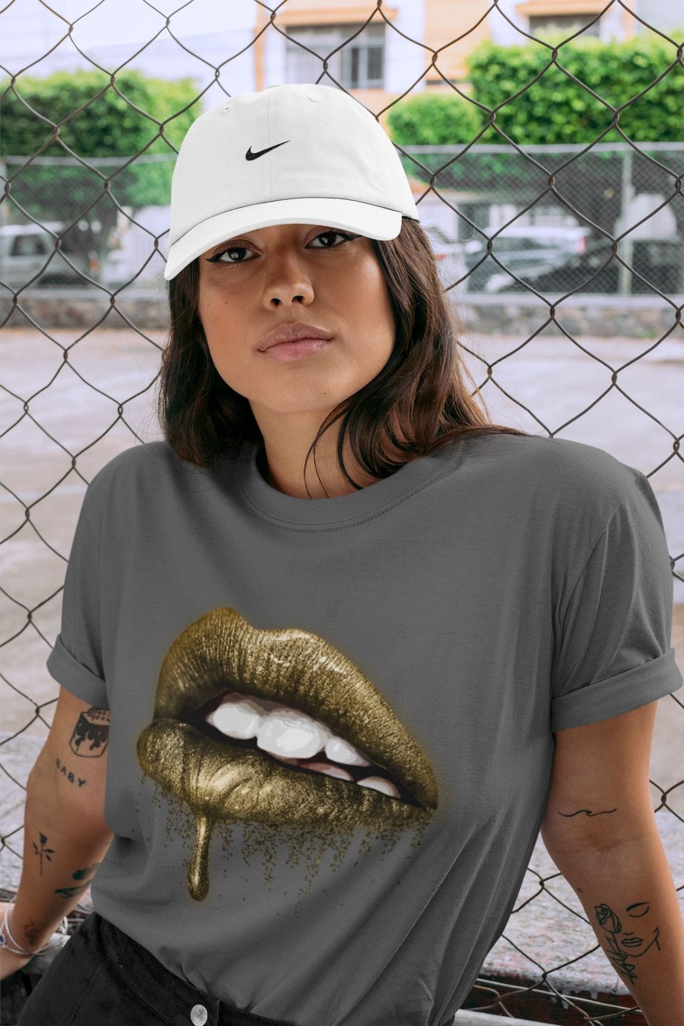 Jordan 1 Metallic Gold Sneaker Match Tees Dripping Lips Sneaker Tees Jordan 1 Metallic Gold Sneaker Release Tees Unisex Shirts