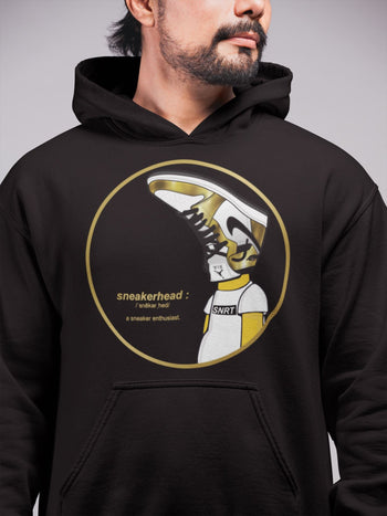 Jordan 1 Metallic Gold Sneaker Match Tees Sneakerhead Sneaker Tees Jordan 1 Metallic Gold Sneaker Release Tees Unisex Shirts