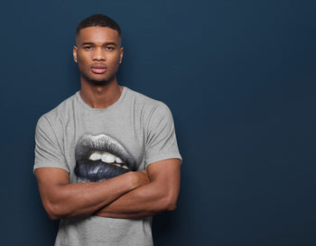 Jordan 1 Midnight Navy Sneaker Match Tees Dripping Lips Sneaker Tees Jordan 1 Midnight Navy Sneaker Release Tees Unisex Shirts