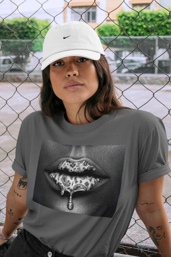 Jordan 1 Silver Toe Sneaker Match Tees Bandana Lips Sneaker Tees Jordan 1 Silver Toe Sneaker Release Tees Unisex Shirts