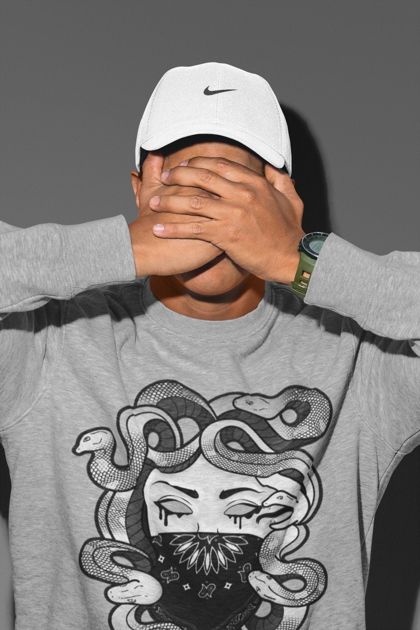 Jordan 1 Silver Toe Sneaker Match Tees Medusa Sneaker Tees Jordan 1 Silver Toe Sneaker Release Tees Unisex Shirts