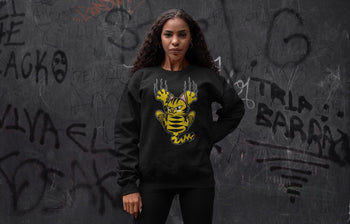 Jordan 4 Lightning Sneaker Match Tees Scratching Cat Sneaker Tees Jordan 4 Lightning Sneaker Release Tees Unisex Shirts