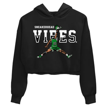 Air Jordan 1 Celtics Sneaker Match Tees Sneakerhead Vibes Sneaker Tees Air Jordan 1 Retro Celtics Sneaker Release Tees Women's Shirts Black 2